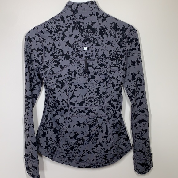 Lululemon Jacket pattern NWOT - Picture 2 of 4